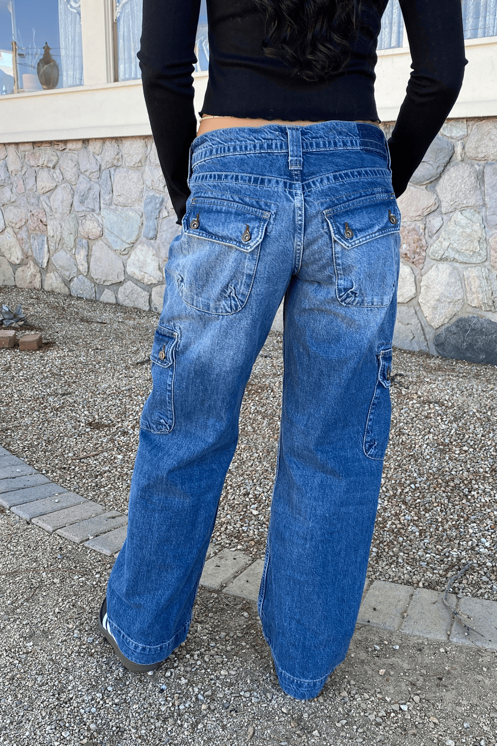 Relaxed Fit Boyfriend Cargo Jeans with Multiple Pockets for Practical Style